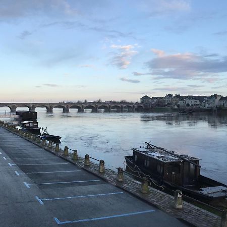 Jolie Maison Tuffeau Centre De Saumur Avec Local Velos Eksteriør bilde