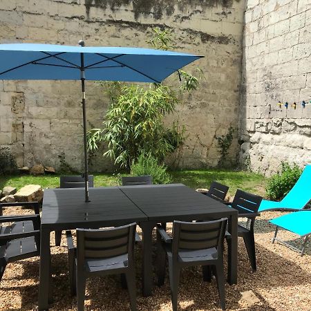 Jolie Maison Tuffeau Centre De Saumur Avec Local Velos Eksteriør bilde