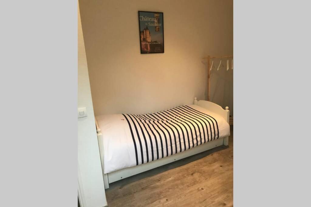 Jolie Maison Tuffeau Centre De Saumur Avec Local Velos Eksteriør bilde